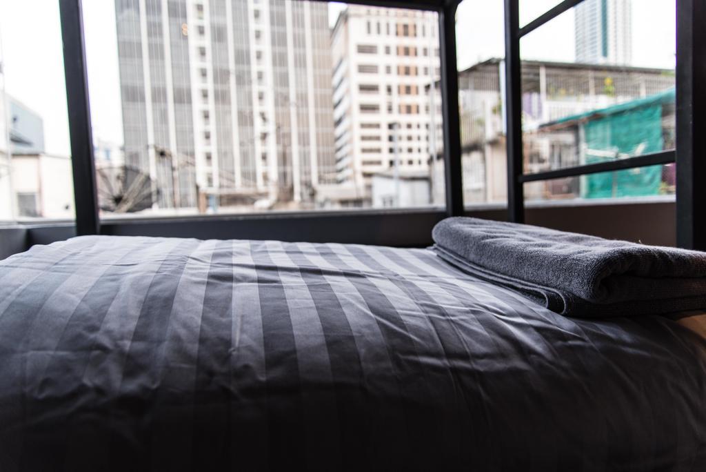 Nap@Pan Hostel Silom Bangkok Exterior photo