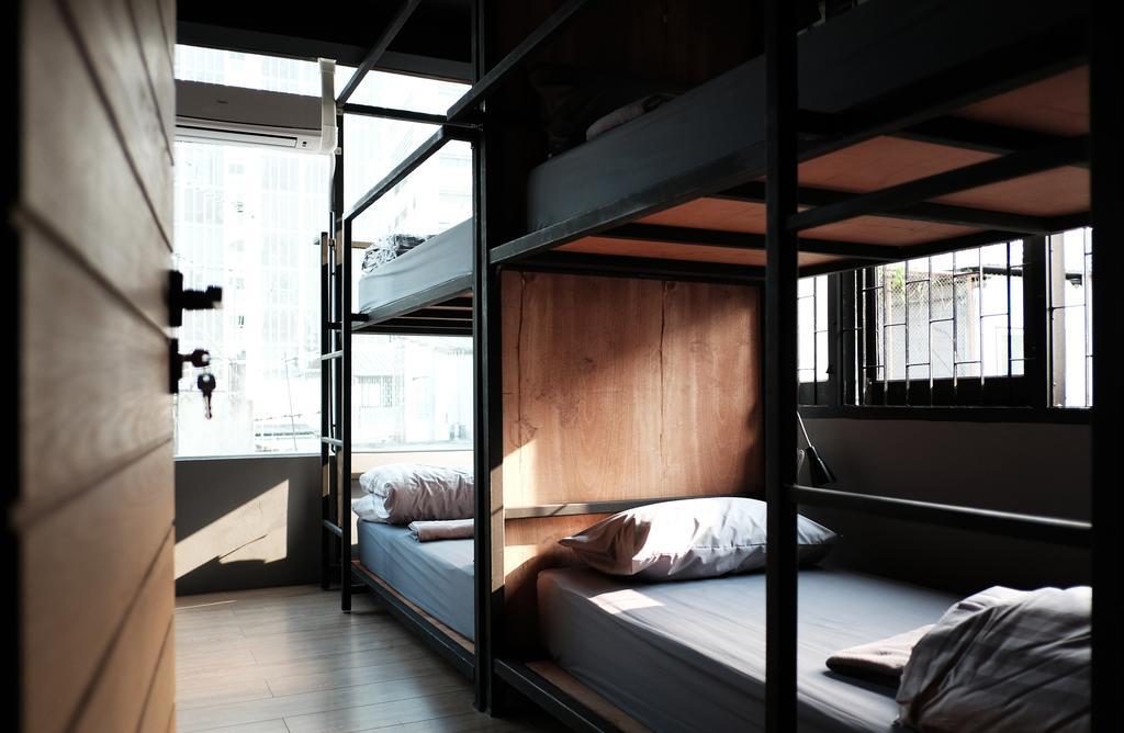 Nap@Pan Hostel Silom Bangkok Exterior photo