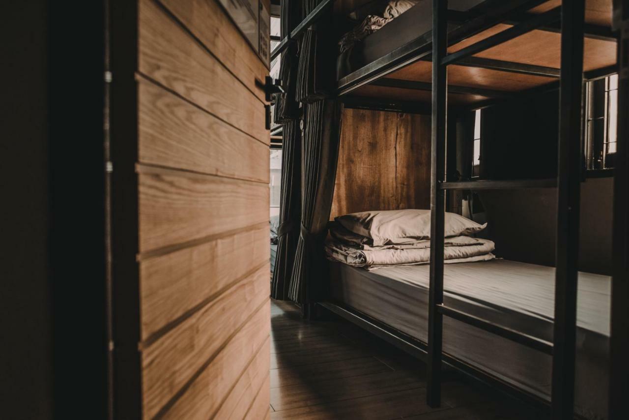 Nap@Pan Hostel Silom Bangkok Exterior photo